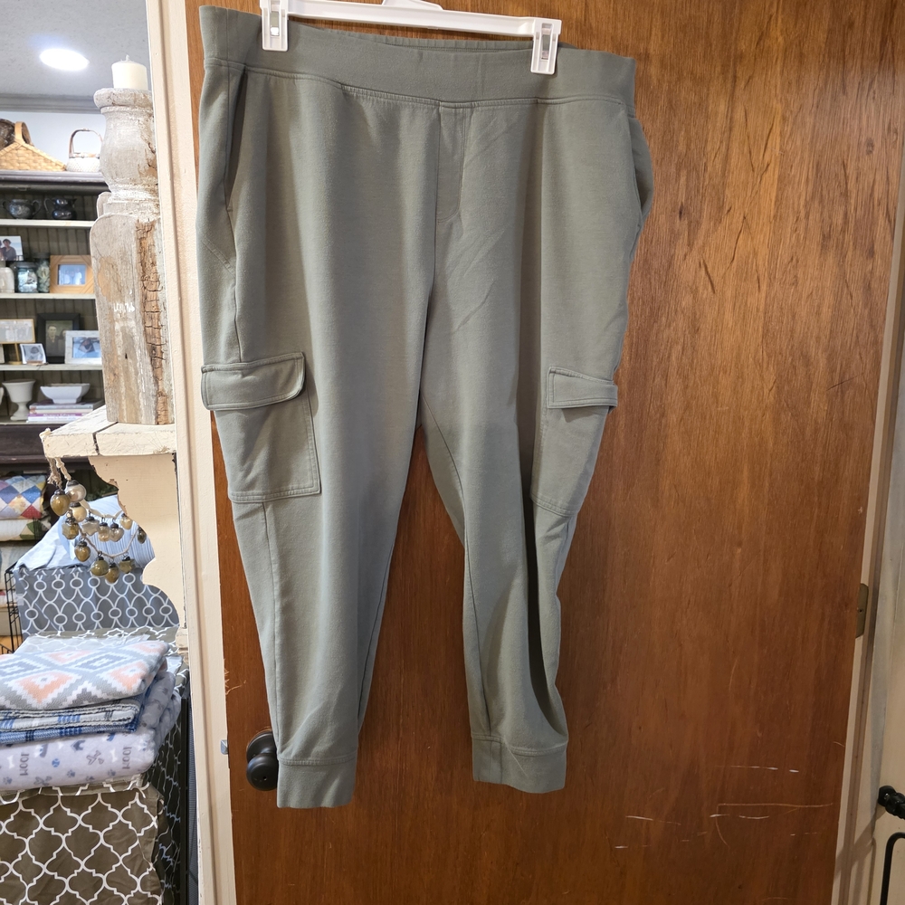 Old Navy Active Olive Fleece Pants